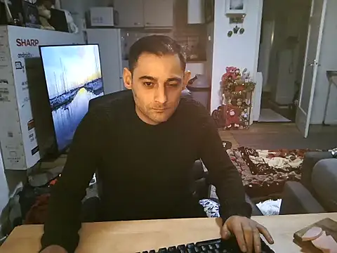 Snapshot of mihaimichael chatting on November 2025 01:31:02 AM mihaimichael online show from November 2025 01:31:02 AM