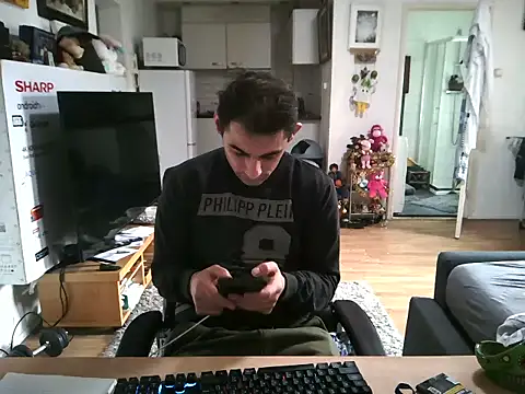 mihaimichael online show from December 2025 01:57:02 PM