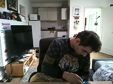 mihaimichael online show from December 2025 12:05:01 PM