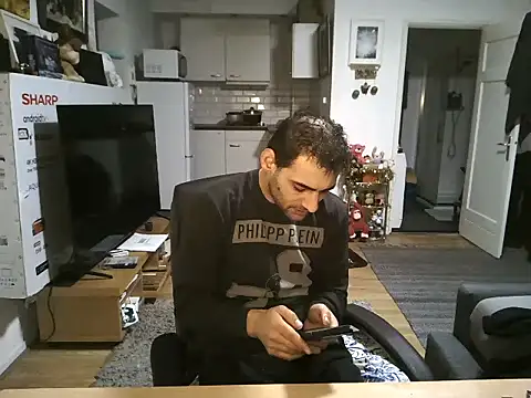 Snapshot of mihaimichael chatting on November 2025 11:09:01 PM mihaimichael online show from November 2025 11:09:01 PM