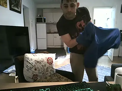 mihaimichael online show from May 2026 12:11:01 PM