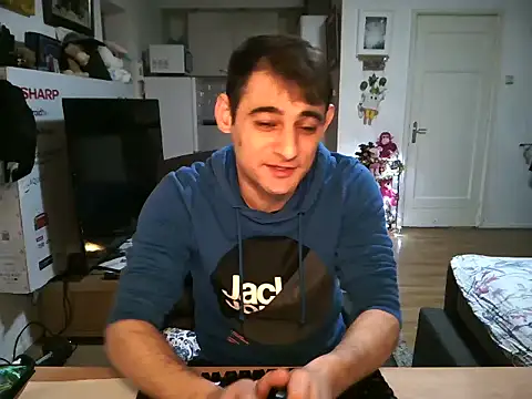 mihaimichael online show from December 2025 05:07:01 PM