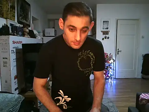 Snapshot of mihaimichael chatting on November 2025 01:54:01 AM mihaimichael online show from November 2025 01:54:01 AM