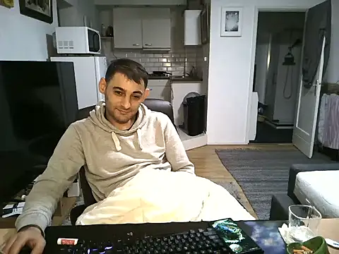 mihaimichael online show from September 2025 01:39:01 AM