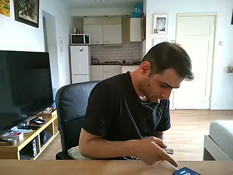 mihaimichael online show from May 2026 11:41:01 AM