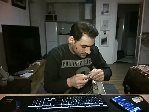 mihaimichael online show from April 2026 12:40:02 AM