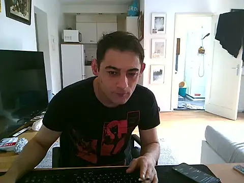 Snapshot of mihaimichael chatting on June 2026 11:41:01 AM mihaimichael online show from June 2026 11:41:01 AM