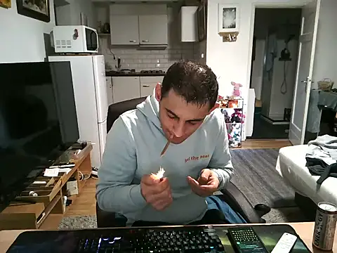 mihaimichael online show from October 2025 09:15:02 PM