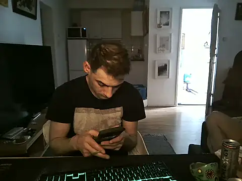 mihaimichael online show from May 2026 10:53:01 AM