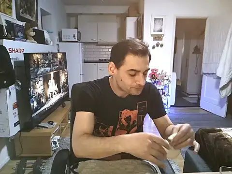 Snapshot of mihaimichael chatting on October 2025 12:42:01 AM mihaimichael online show from October 2025 12:42:01 AM