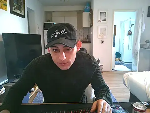 mihaimichael online show from April 2026 01:56:01 PM