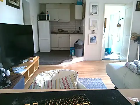 mihaimichael online show from April 2026 12:54:01 PM