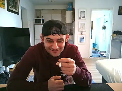 mihaimichael online show from April 2026 01:04:02 PM