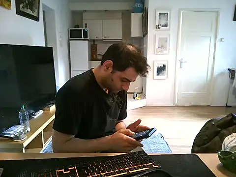 mihaimichael online show from April 2026 07:37:01 AM