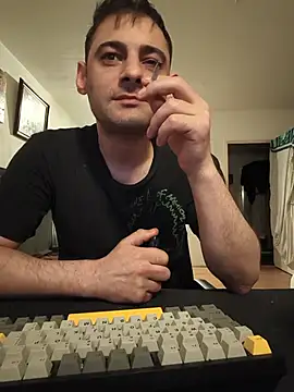Snapshot of mihaimichael chatting on July 2026 12:11:02 AM mihaimichael online show from July 2026 12:11:02 AM