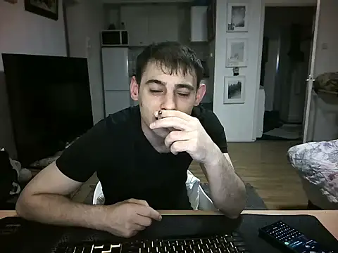 mihaimichael online show from April 2026 11:30:02 PM