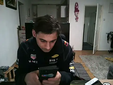 mihaimichael online show from March 2025 05:41:02 AM