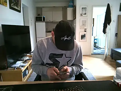 mihaimichael online show from May 2026 02:47:01 PM