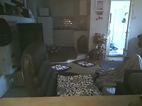 Snapshot of mihaimichael chatting on November 2025 10:52:02 AM mihaimichael online show from November 2025 10:52:02 AM