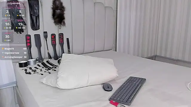 mileyerikson online show from April 2026 07:45:01 AM