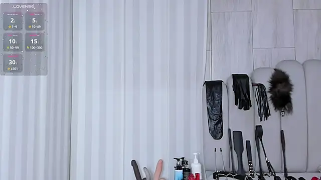 Snapshot of mileyerikson chatting on February 2026 05:51:01 AM mileyerikson online show from February 2026 05:51:01 AM