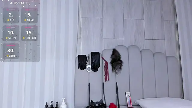 Snapshot of mileyerikson chatting on January 2026 02:28:02 AM mileyerikson online show from January 2026 02:28:02 AM