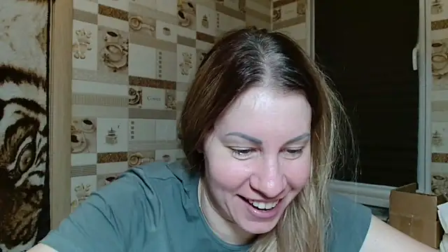 TherestlessKitty online show from April 2026 10:33:02 PM