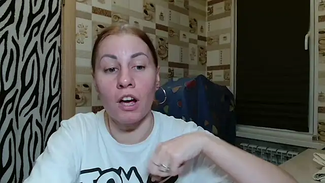 TherestlessKitty online show from June 2026 10:15:02 PM