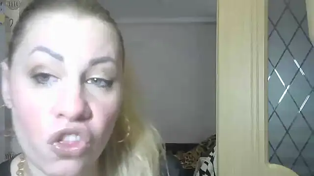 TherestlessKitty online show from March 2025 06:07:02 AM