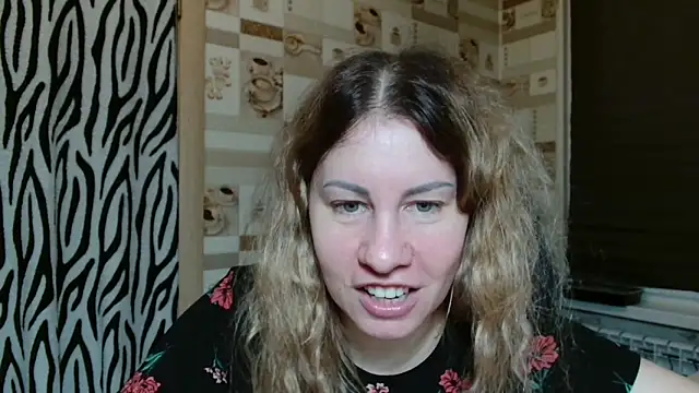 TherestlessKitty online show from April 2026 10:22:01 PM