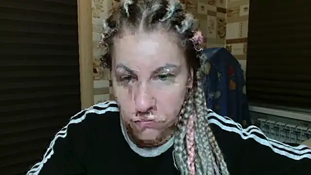 TherestlessKitty online show from May 2026 10:27:01 PM