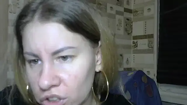 TherestlessKitty online show from December 2025 10:16:01 PM