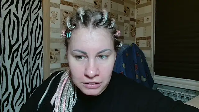 TherestlessKitty online show from May 2026 10:13:02 PM