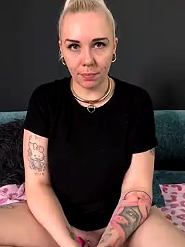 nora the strange online show from June 2026 10:42:02 AM