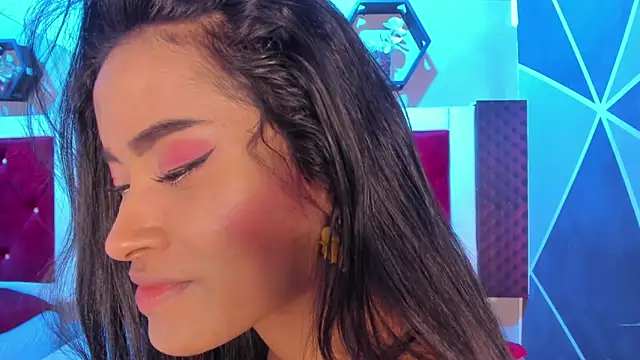 Snapshot of Karoll014 chatting on February 2026 12:38:02 PM Karoll014 online show from February 2026 12:38:02 PM