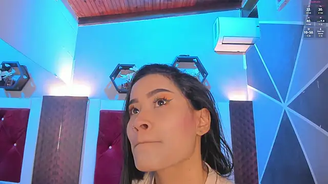 Karoll014 online show from May 2026 12:31:01 PM