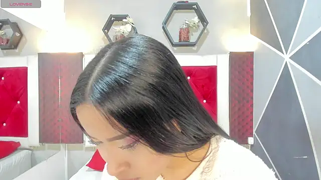 Snapshot of Karoll014 chatting on March 2026 11:59:01 AM Karoll014 online show from March 2026 11:59:01 AM