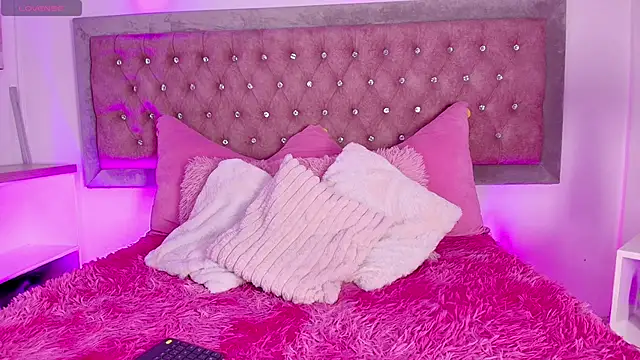 Tayzon Foxxx online show from February 2026 12:59:02 PM