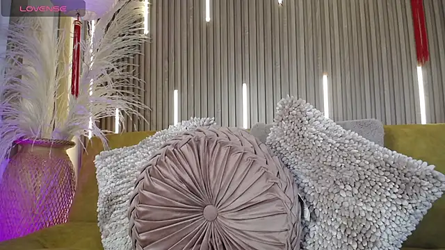 Tayzon Foxxx online show from March 2026 08:21:02 PM