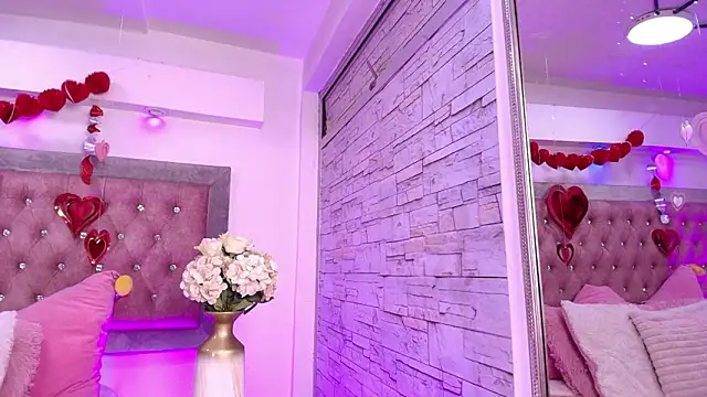 Tayzon Foxxx online show from February 2026 12:51:02 PM