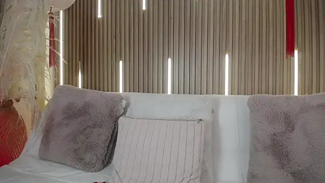 Tayzon Foxxx online show from March 2026 08:49:02 PM