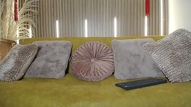 Tayzon Foxxx online show from March 2026 08:31:02 PM