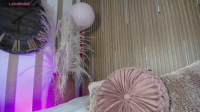 Tayzon Foxxx online show from March 2026 08:24:02 PM