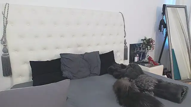 AlinaOnly online show from March 2026 11:01:01 AM