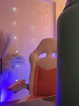 mikuru hara online show from March 2026 09:28:01 PM