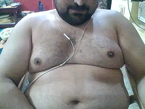 ARYANAVAILABLE online show from November 2025 10:02:01 PM