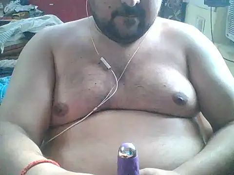 ARYANAVAILABLE online show from May 2026 01:56:01 AM