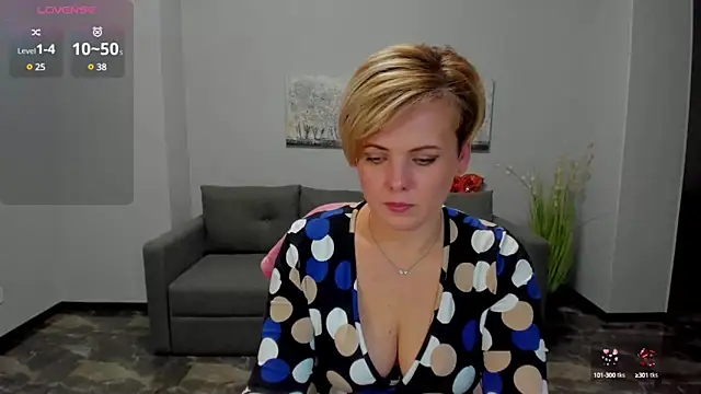 Snapshot of Julia_Wilsone chatting on February 2025 06:10:02 PM Julia Wilsone online show from February 2025 06:10:02 PM