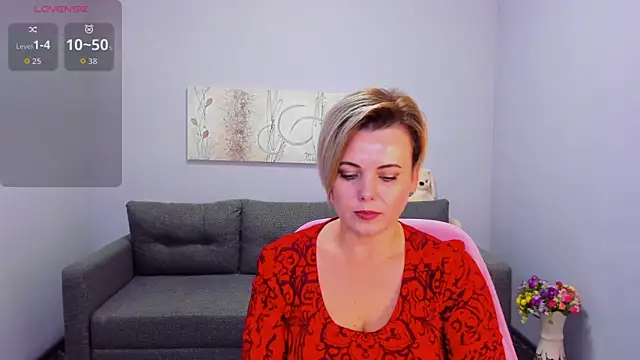 Julia Wilsone online show from November 2025 06:50:02 AM