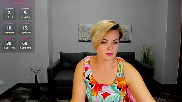 Snapshot of Julia_Wilsone chatting on September 2025 11:43:01 AM Julia Wilsone online show from September 2025 11:43:01 AM